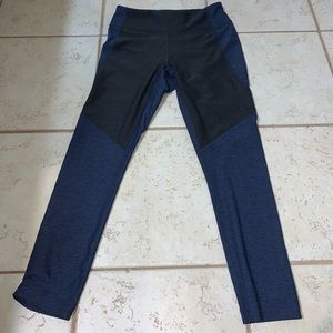 TechSweat 7/8 Two-Toned leggings Outdoor Voices